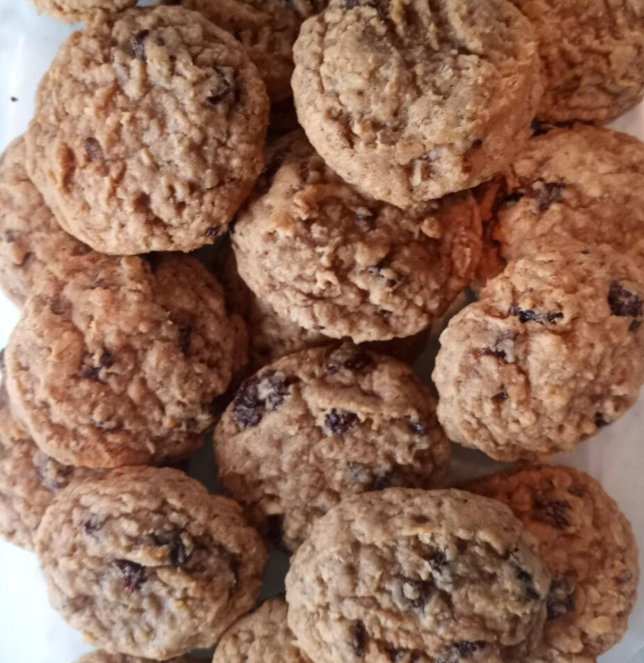 Oatmeal Raisin Cookies