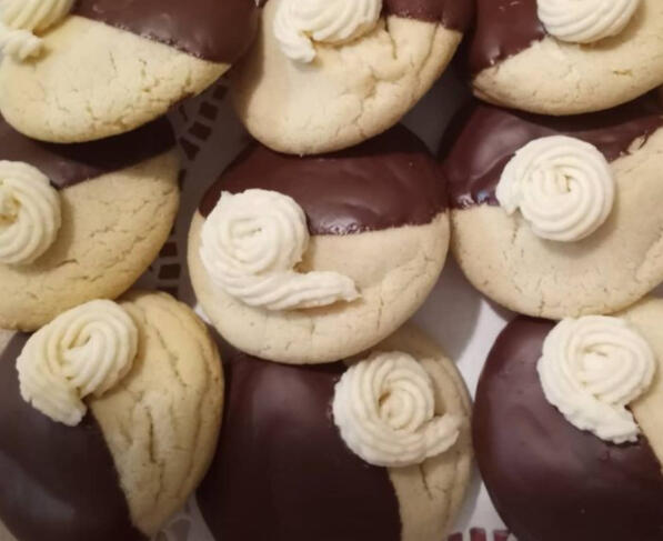 Tuxedo Cookies