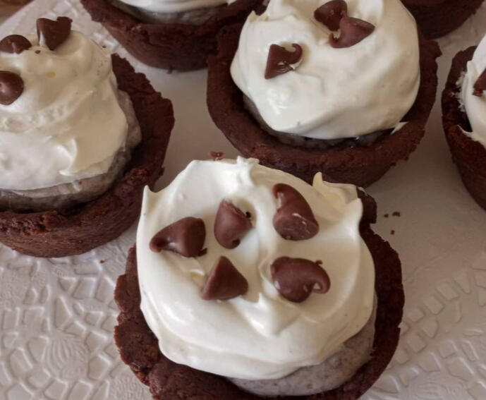 Cookies & Cream Mini Pies