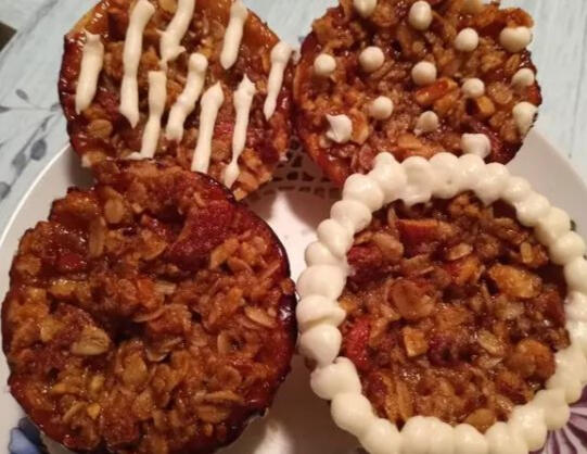 Peach Crunch Mini Pies